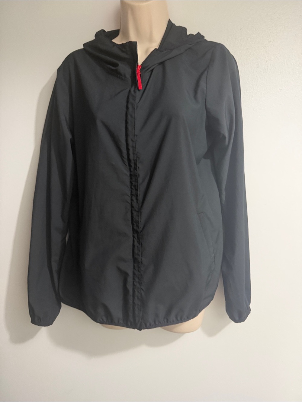 Uniqlo Black Hooded Utility Jacket with Red Zip Accent